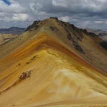 Cerro Chanzon Sombrero Este seen from the central peak